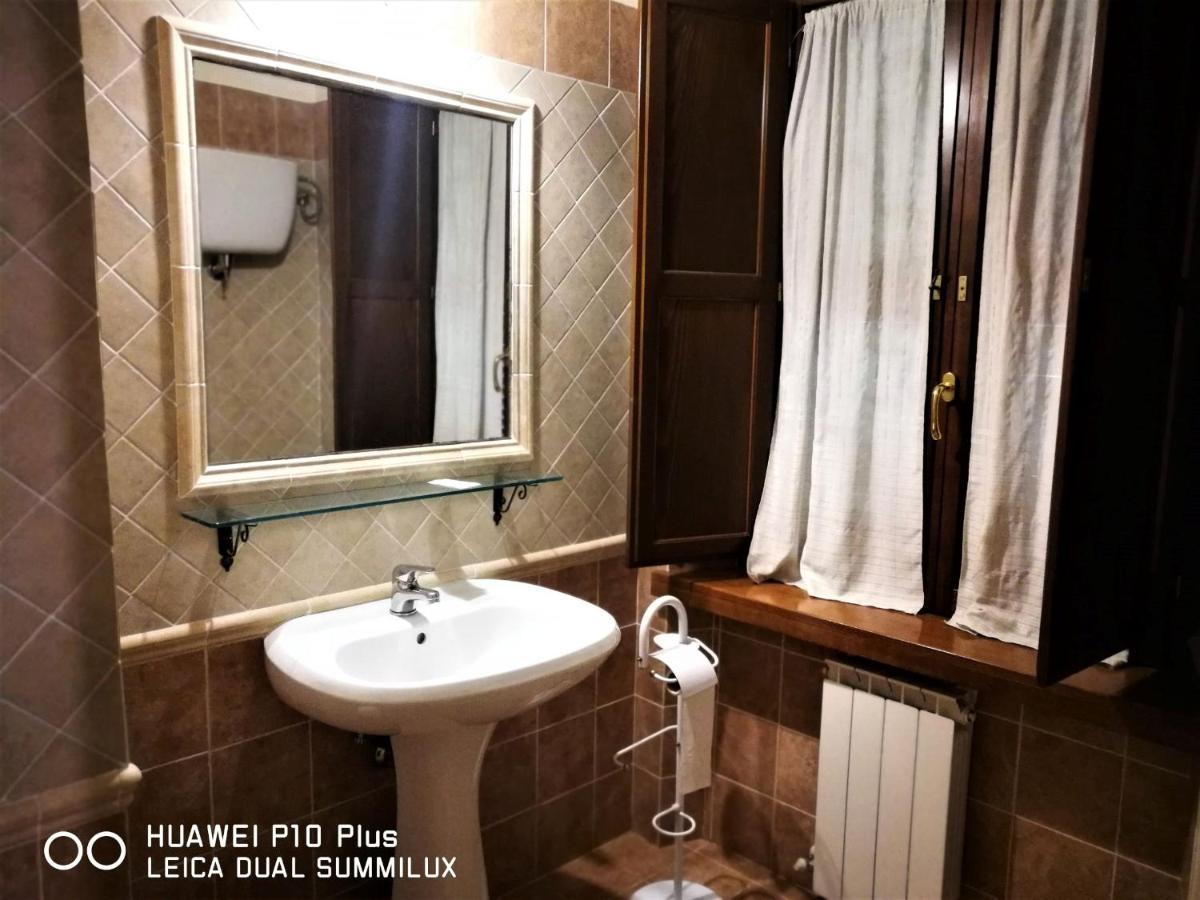 Villa Con Piscina Assisi Luaran gambar